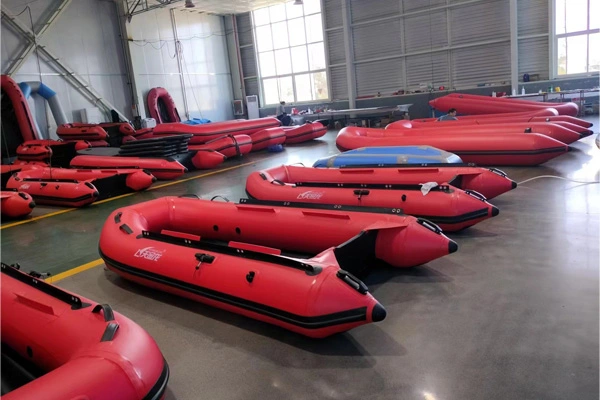 تطبيق مشمع قابل للنفخ من كلوريد البولي فينيل