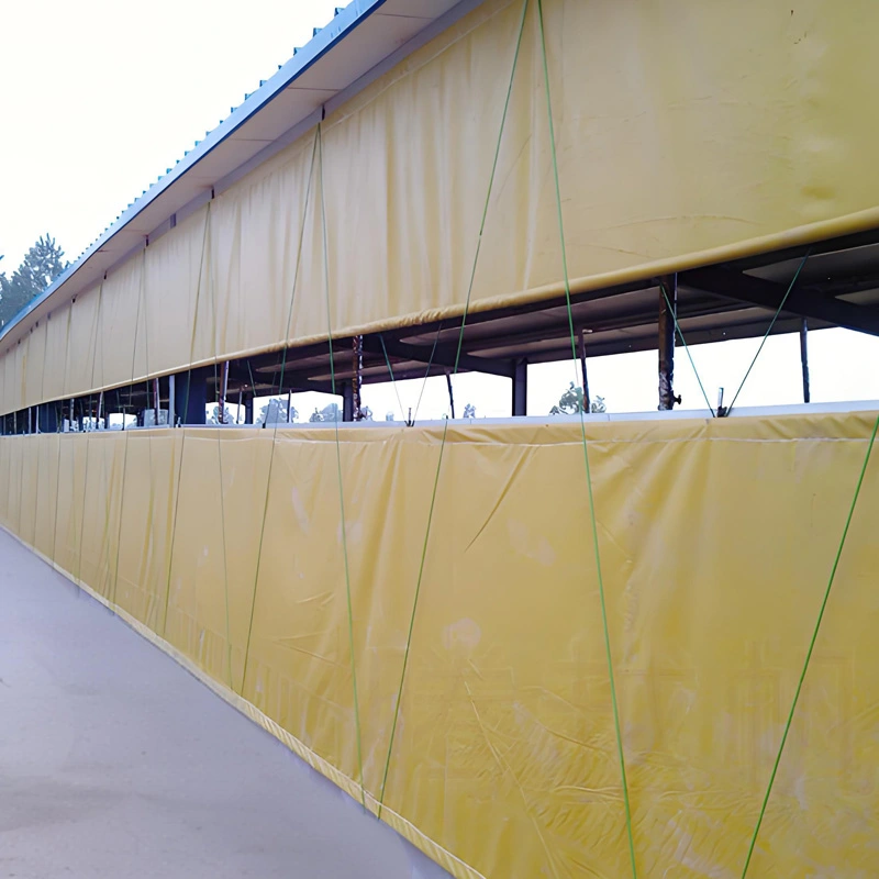 سياج مزرعة من كلوريد البولي فينيل