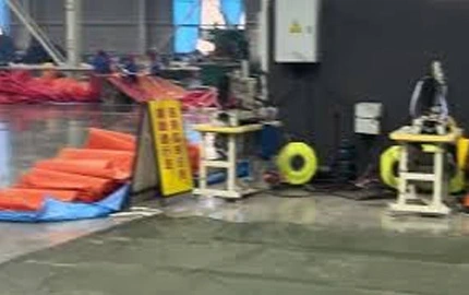 ورشة إنتاج أكياس المياه