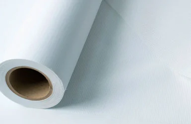 استكشاف أنواع مختلفة من القماش المشمع البلاستيكية واستخداماتها